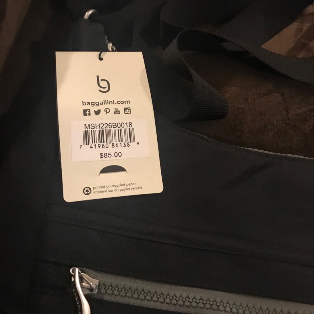 Crossbody bag
